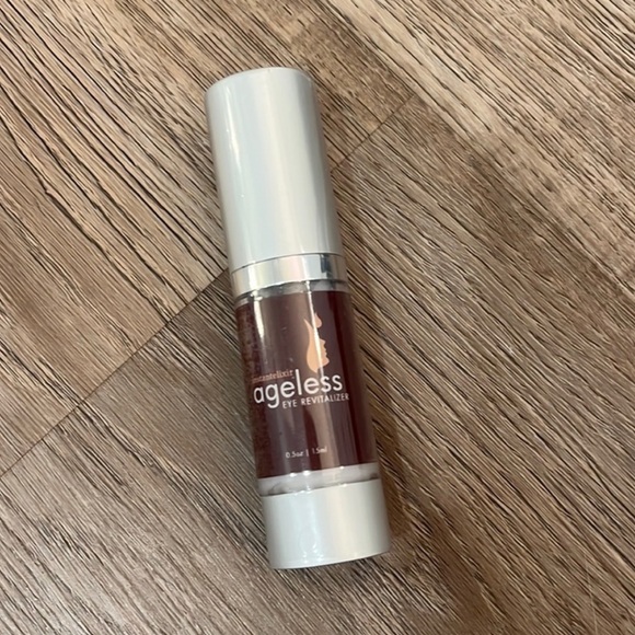 Instantelixir Other - Instantelixir Ageless Eye Revitalizer Cream, NEW 15ml Subscription Only Item!